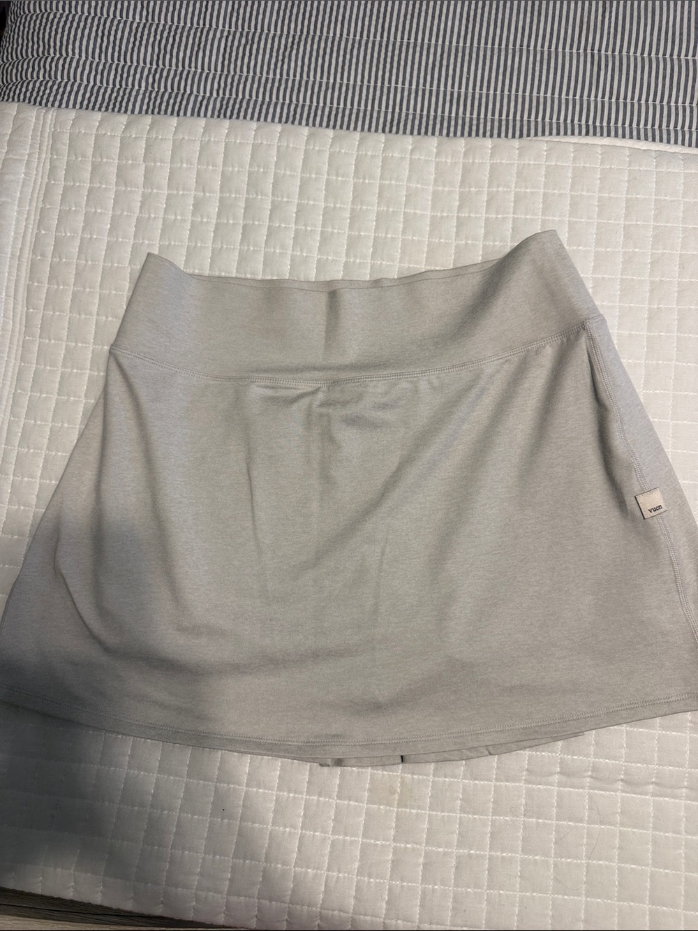 Vuori - skort, pleated back; taupe - size medium